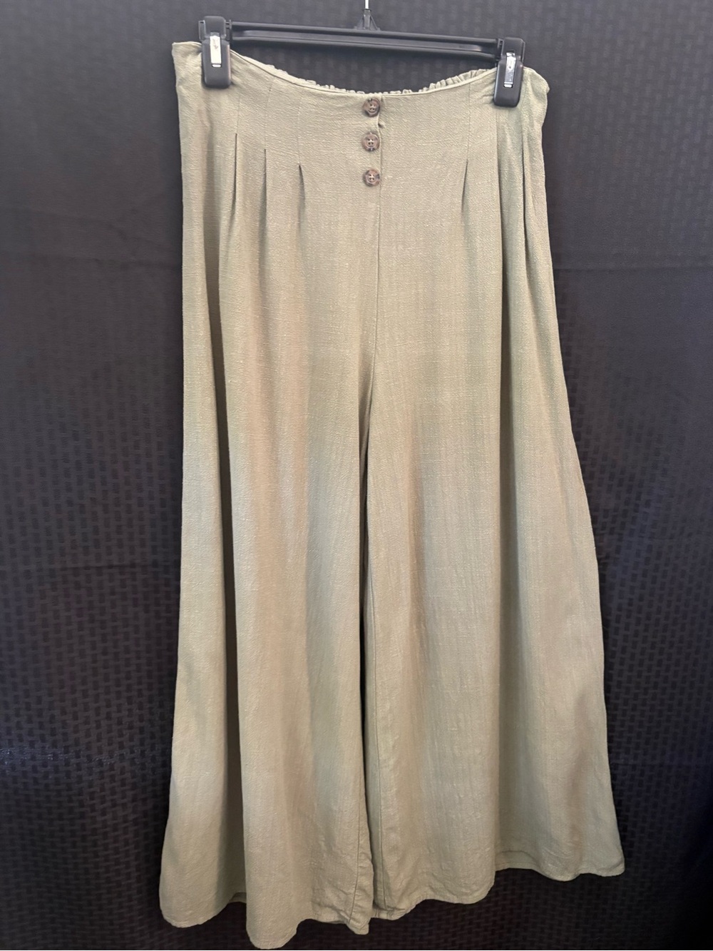 Sienna Sky Wide-Leg Button-Front Pants in Olive